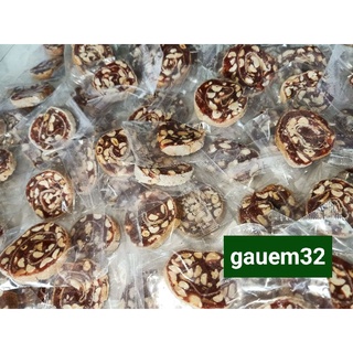500gram-Kẹo Chuối cuộn Bánh Tráng đặc sản Bến Tre