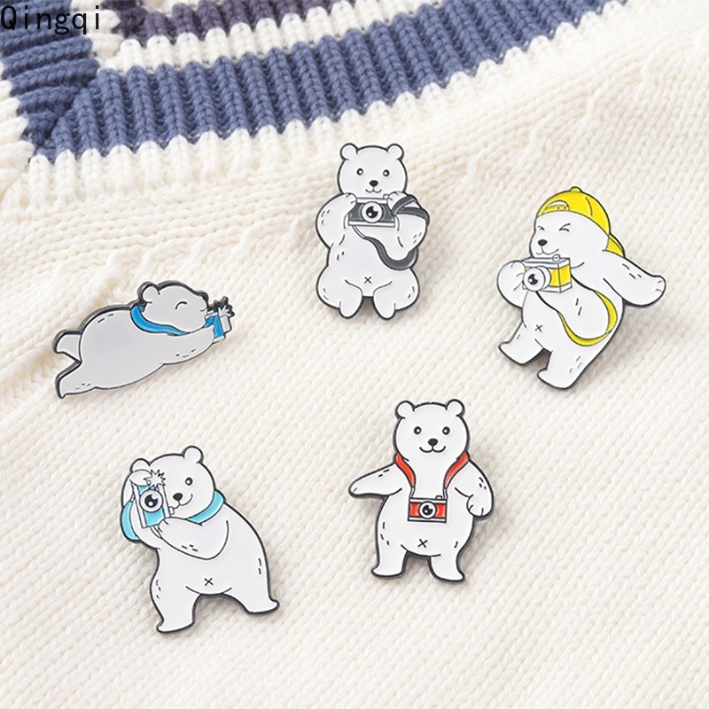 Ghim cài áo Miss Zoe bằng kim loại hình chú gấu trắng hoạt hình vui nhộn