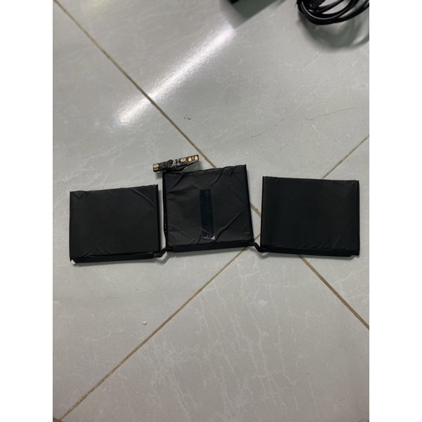 cục pin zin tháo máy mắc búc như hình lấy linh kiện mã 1713