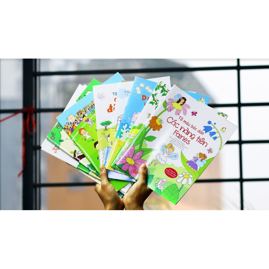 Sách - Tô màu bóc dán - 1 quyển tự chọn.