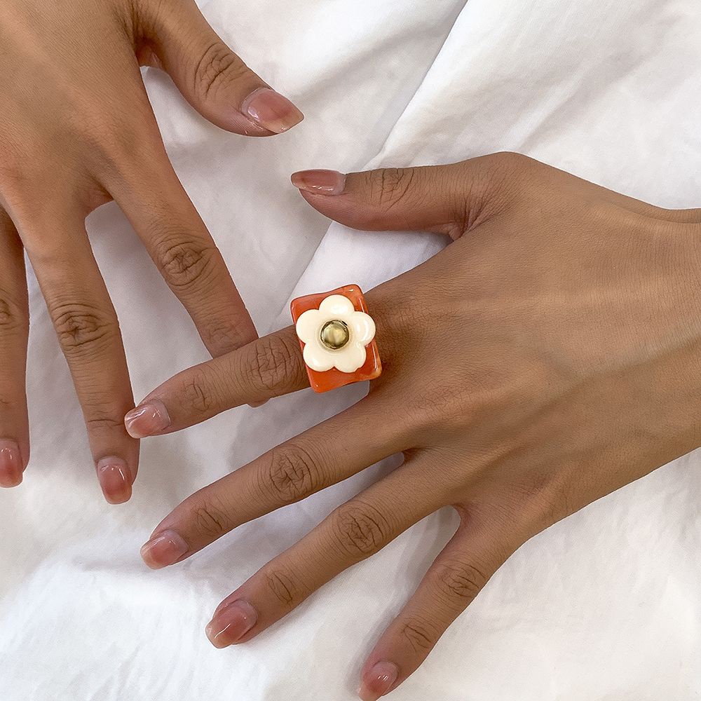 Nhẫn đeo tay bằng nhựa resin hình vuông màu kẹo đơn giản thời trang Hàn Quốc cho nữ