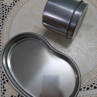 Bộ Khay inox hạt đậu và hũ đựng inox có nắp trong phun xăm