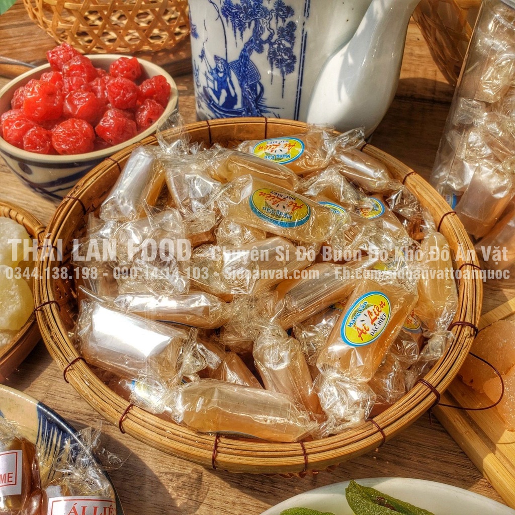 Mứt Mãng Cầu Xiêm Tách Hạt Ái Liên Lon 300gr (Mứt mãng cầu quấn / Mứt mãng cầu tép)