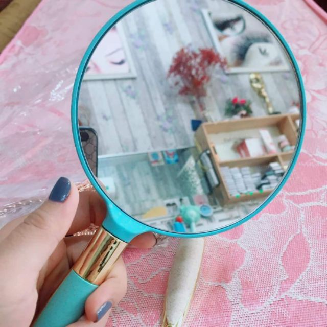 Gương soi xịn