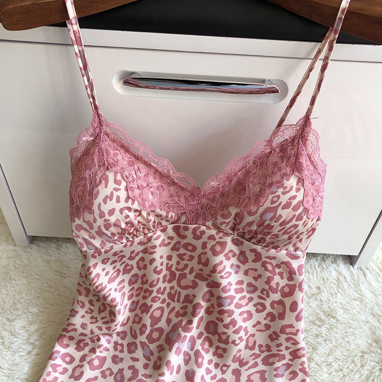 [Mã WARN25 giảm 25k đơn 200k] Bộ ngủ lụa cao cấp phối ren có mút ngực (hàng có sẵn) | BigBuy360 - bigbuy360.vn