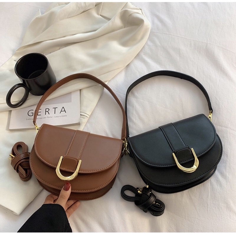 Túi cnk móng ngựa mẫu mới,nóng bỏng tay luôn