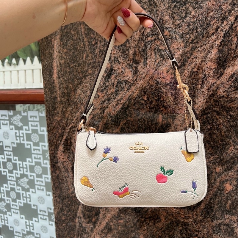 Túi xách nữ đẹp Coach nolita nhỏ xinh, tiện dụng, đáng yêu