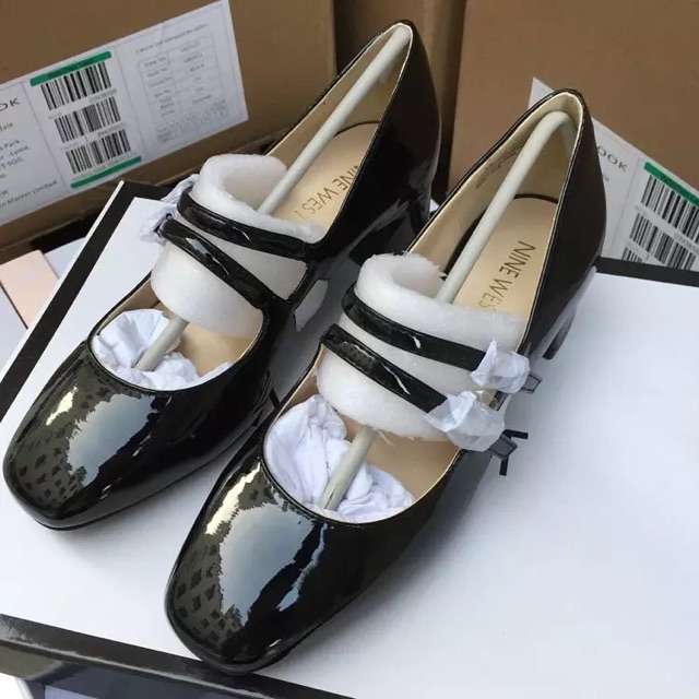 Giày búp bê gót vuông Nine West