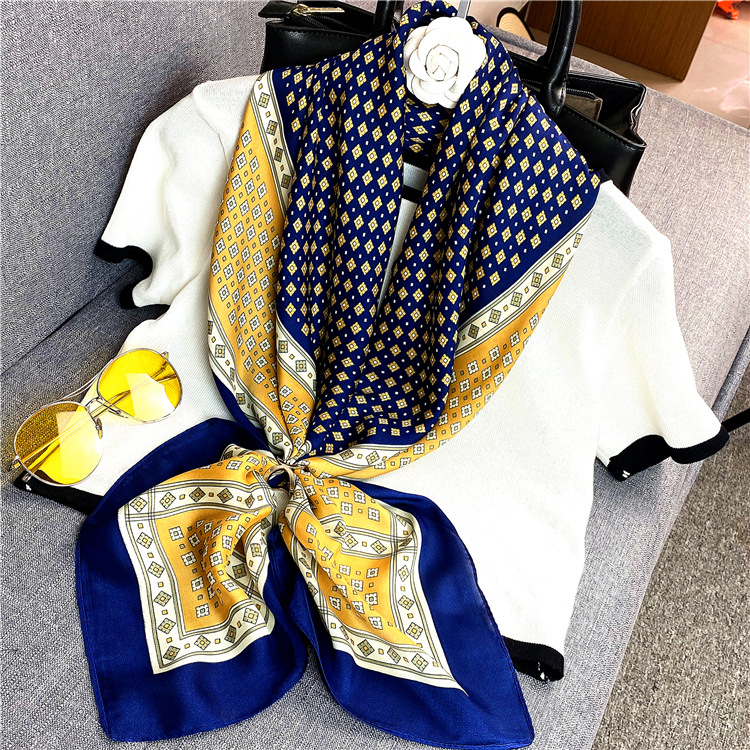 Khăn Choàng Lụa Khổ Vuông 90x90cm In Họa Tiết Thời Trang