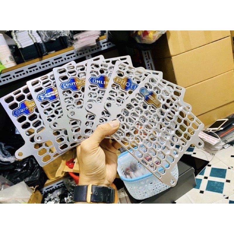 Két Nước Vario Click Airblade Chất Liệu Nhôm CNC Màu Trắng