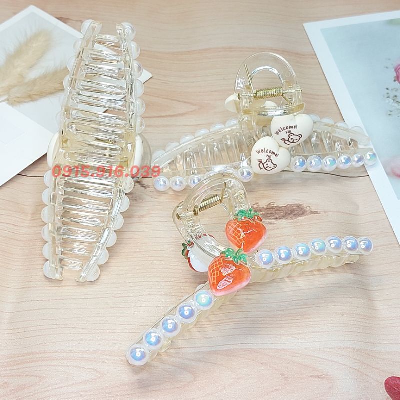 Kẹp tóc nhựa đính hạt châu có ánh nhũ