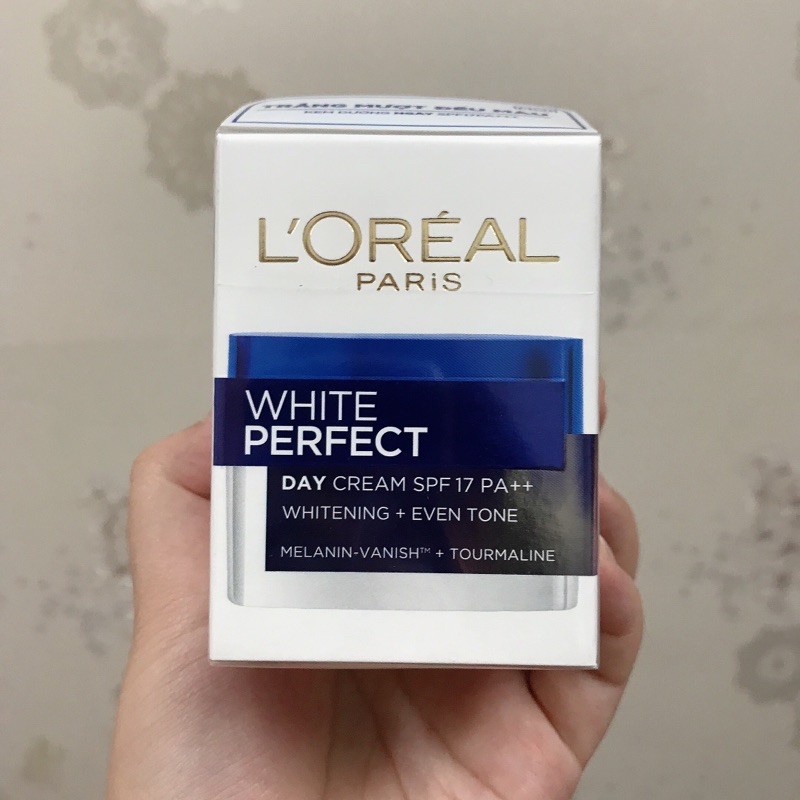 Kem Dưỡng Da Trắng Mượt Đều Màu Ban Ngày L’Oreal Paris White Perfect Day Cream SPF17 PA++ 20ml