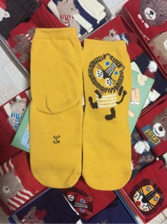 1 set 4 đôi tất caramelaaa size 1-8 tuổi