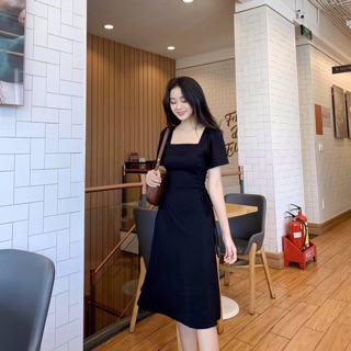 Đầm cổ vuông thắt dây eo