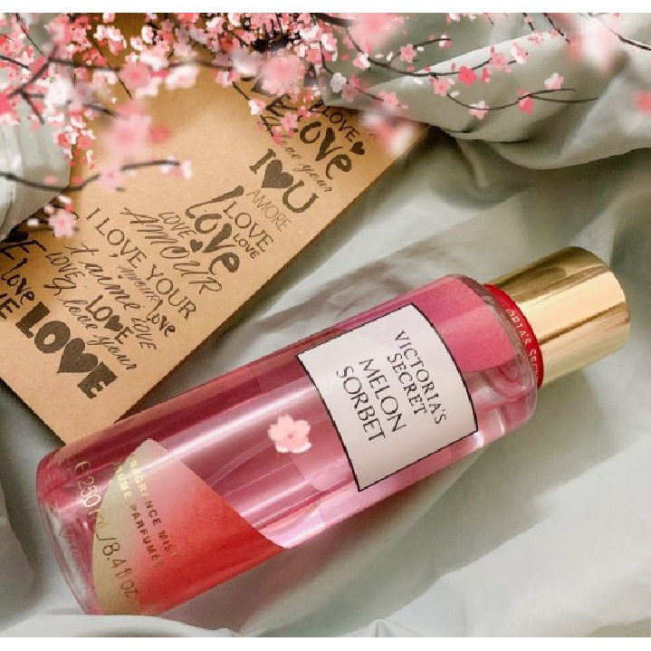 Xịt thơm toàn thân Melon Sorbet