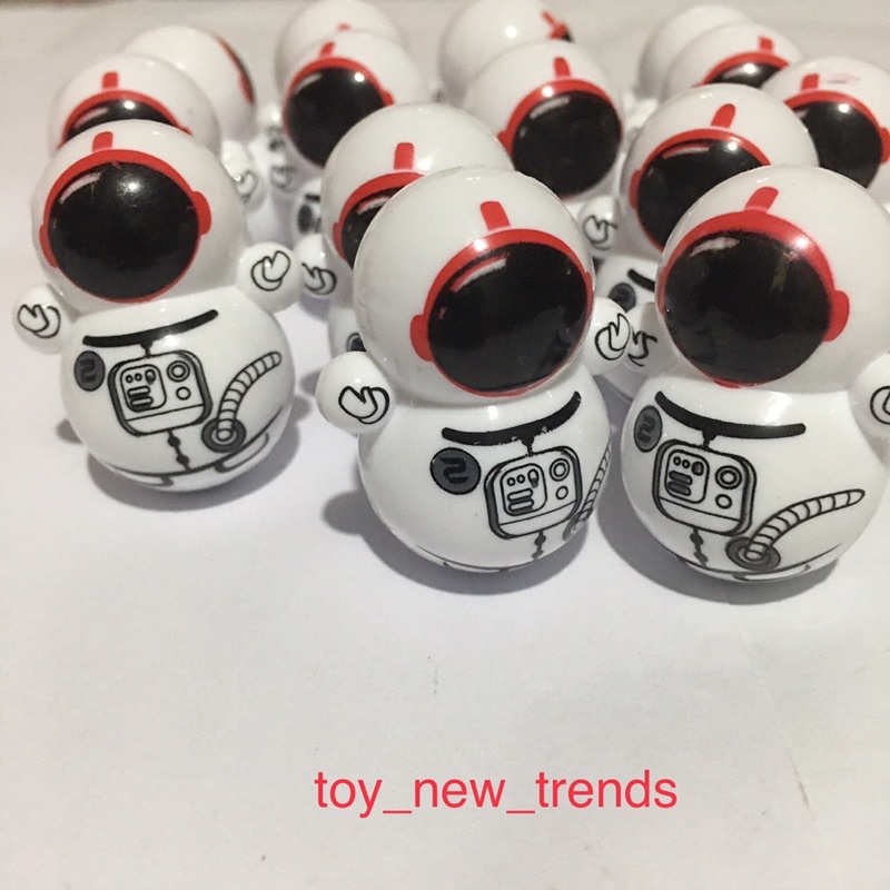 Đồ chơi, đồ chơi cho bé, lật đật mini. Đồ chơi  mô phỏng nhân vật trong phim Squid Game với nhiều màu sắc, nhiều mẫu mã.