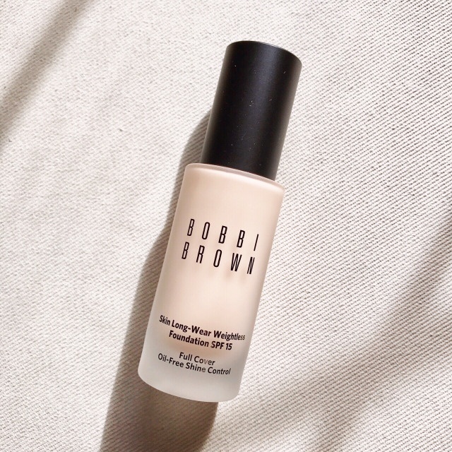 Kem Nền BOBBI BROWN Lông Vũ Mềm Mại 30ml