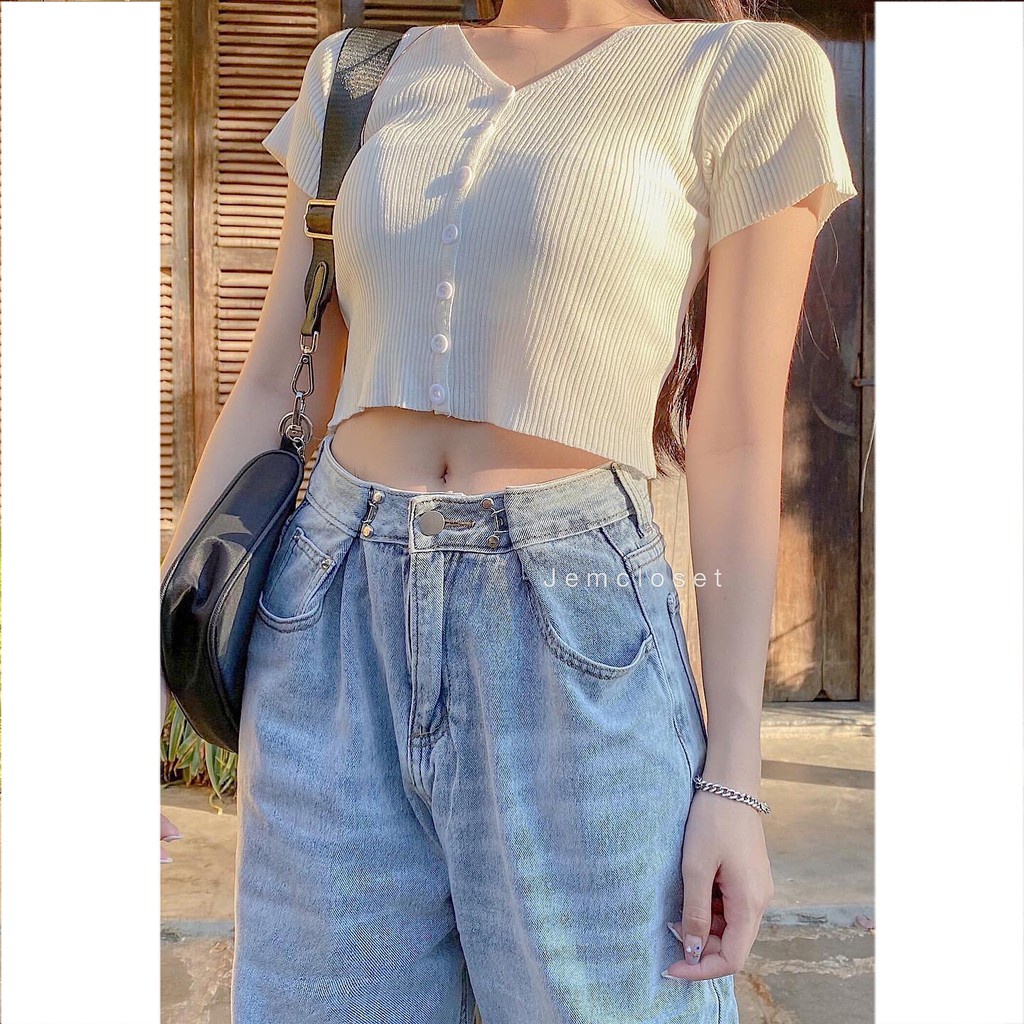 Áo Croptop Nữ Kiểu Tay Ngắn Croptop Cổ Tim Form Ôm Chất Vải Gân Co Giãn Thâm Hút Mồ Hôi Phong Cách Hàn 1632
