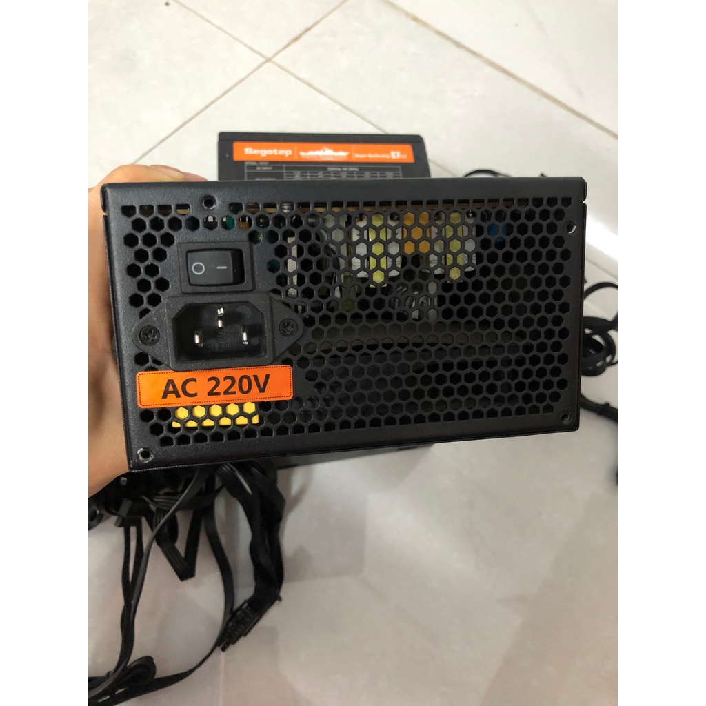Nguồn máy tính 600w , 550W Segotep 220VAC 5A 50Hz. Hàng 2nd. BH 1 tháng