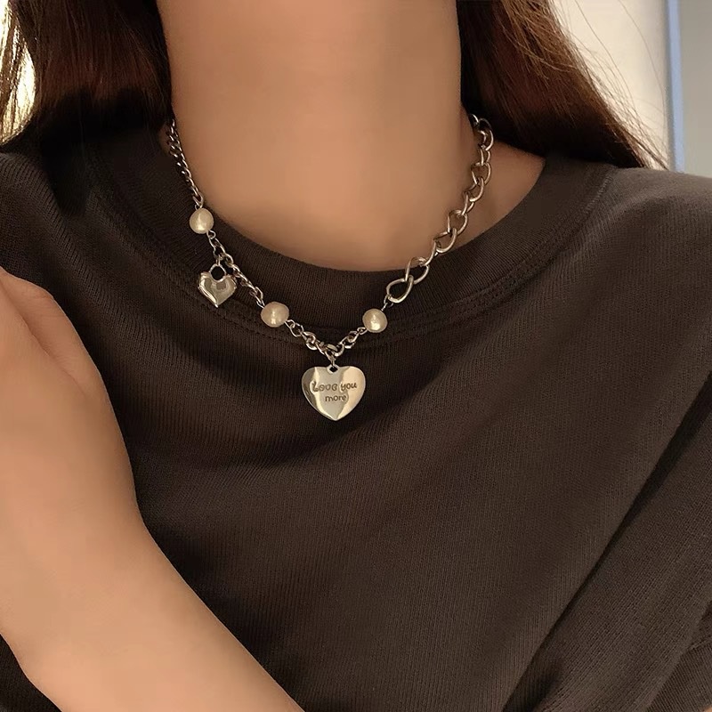 Vòng cổ phối phối ngọc trai mặt hình trái tim thời trang Hàn Quốc