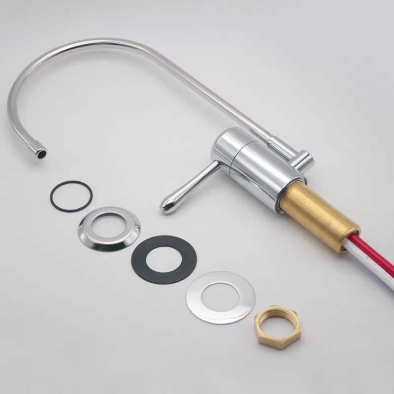 Vòi ba ống chất liệu inox dùng lắp âm cho máy lọc nước ion kiềm.