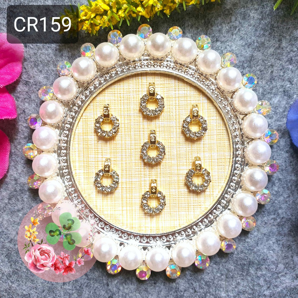 Mã CR159 . Charm kim loại đính đá trang trí móng siêu xinh.