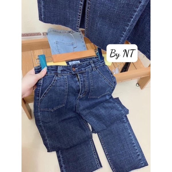 Quần jeans cạp cao dáng ống đứng tôn dáng