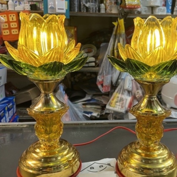 , Đèn thờ hoa sen pha lê dùng điện cao 20cm