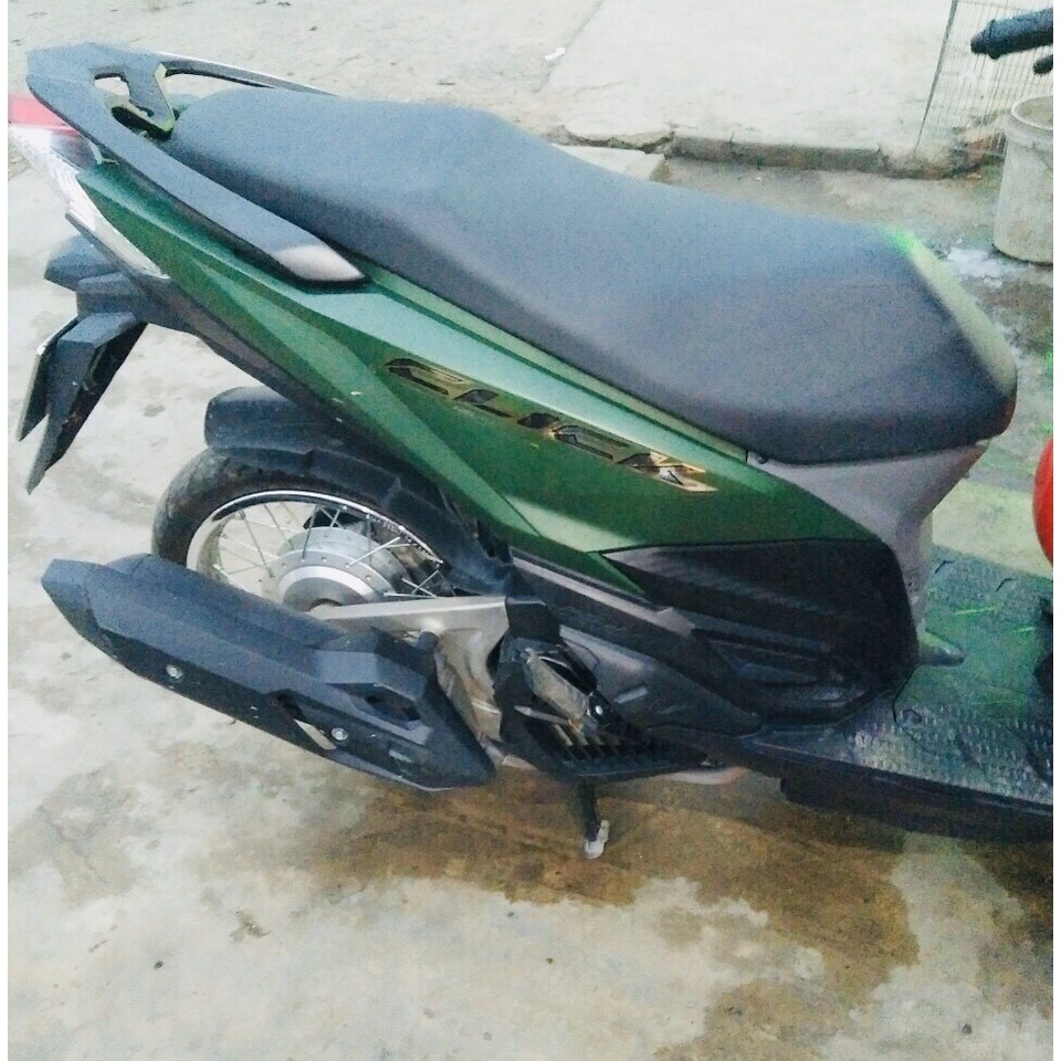 BỘ CĂM ĐÙM NIỀNG ZIN SẮT THÁI AIRBLADE VISION 200 VÀ VARIO CLICK AIR BLADE 2020 GẮN ZIN THEO XE KHÔNG CHẾ CHÁO