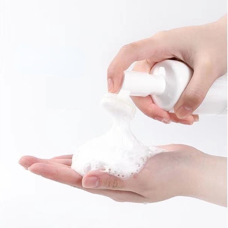 Bình Tạo Bọt Sữa Rửa Mặt Bằng Silicone Kèm Cọ Dạng Nhấn Tiện Dụng