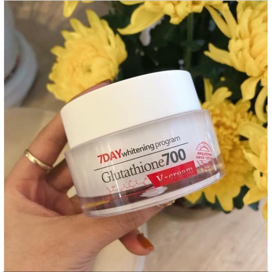 Kem Dưỡng Trắng Da 𝟕 𝐃𝐀𝐘 𝐖𝐇𝐈𝐓𝐄𝐍𝐈𝐍𝐆 𝐏𝐑𝐎𝐆𝐑𝐀𝐌 𝐆𝐋𝐔𝐓𝐀𝐓𝐇𝐈𝐎𝐍𝐄 𝟕𝟎𝟎 𝐕-𝐂𝐑𝐄𝐀𝐌