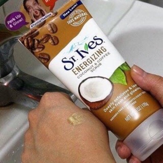 Sữa Rửa Mặt Tẩy Tế Bào Chết St lves Coconut & Coffee Scrub - Mỹ