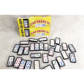 bộ đồ chơi Domino vui nhộn thích hợp mọi lứa tuổi