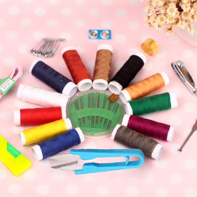 Hộp kim chỉ nhỏ gọn mang đi du lịch C5