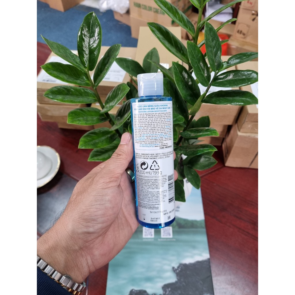 Nước hoa hồng dành cho da dầu mụn - da nhạy cảm LA ROCHE POSAY 200ML | BigBuy360 - bigbuy360.vn