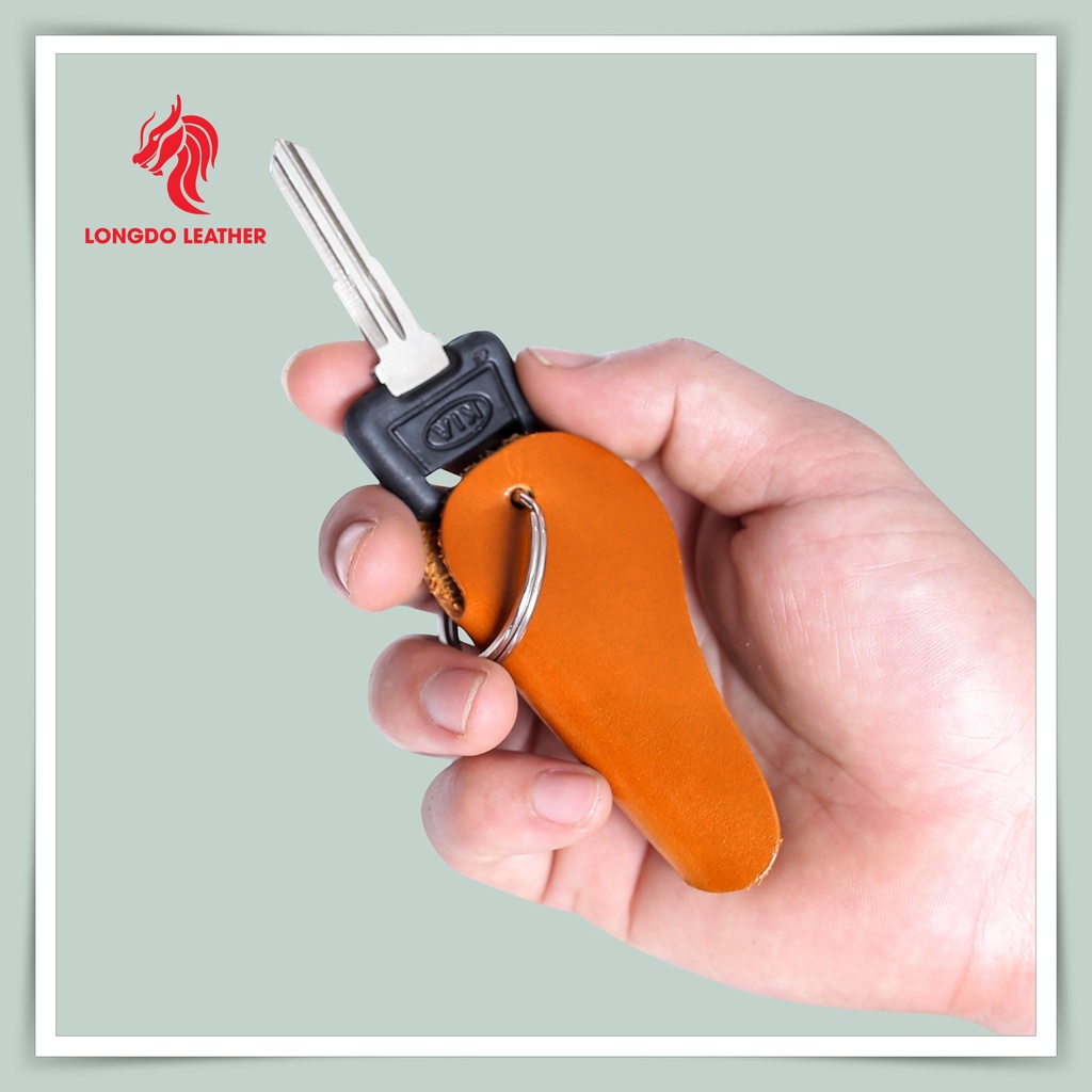 Móc khóa xe da bò thật Q9 Leather MK02 màu xanh lá, thiết kế đơn giản tinh tế sang trọng