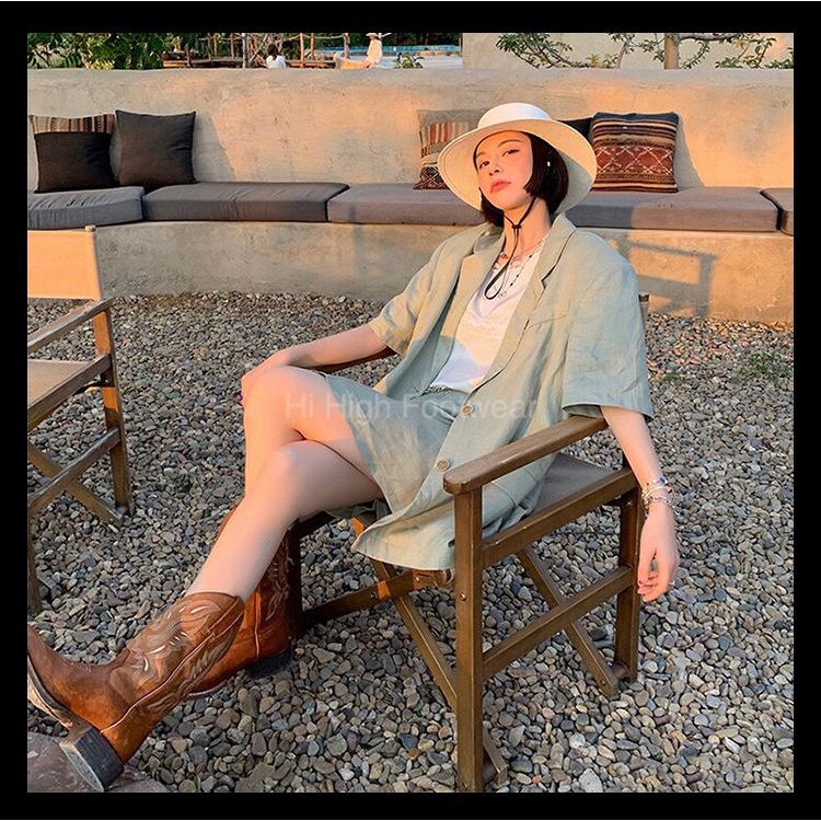 Boots cao bồi phong cách du mục hoa văn tinh tế chất da da bò đep thu đông 2022