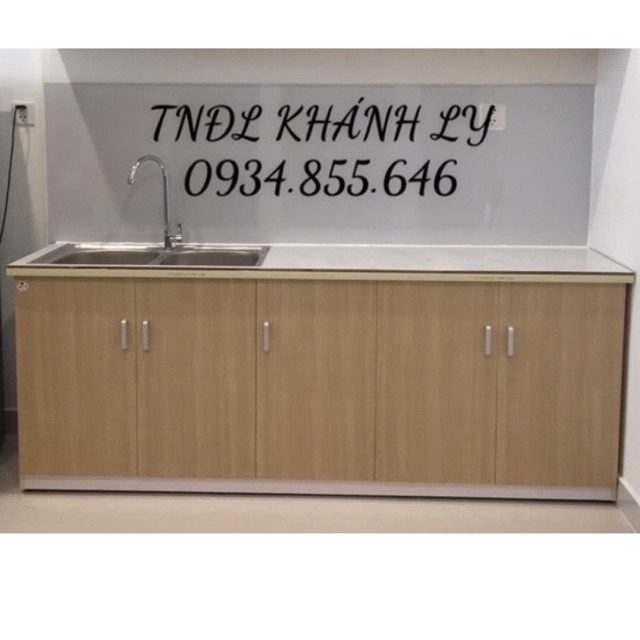 Tủ bếp nhựa vân gỗ có bồn đôi+vòi inox304+bộ xả+mặt bếp dán gạch
