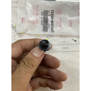 Ốc bắt gọng Sắt Chổ pô Sh Ý