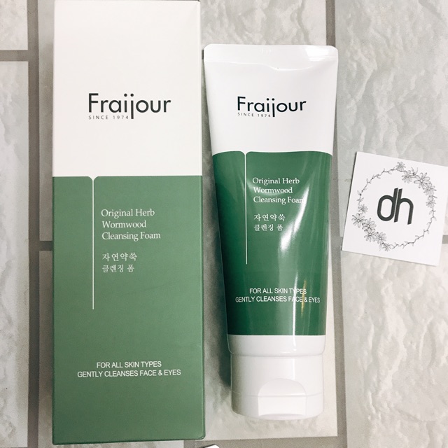 Sữa rửa mặt Thảo mộc Fraijour 150ml