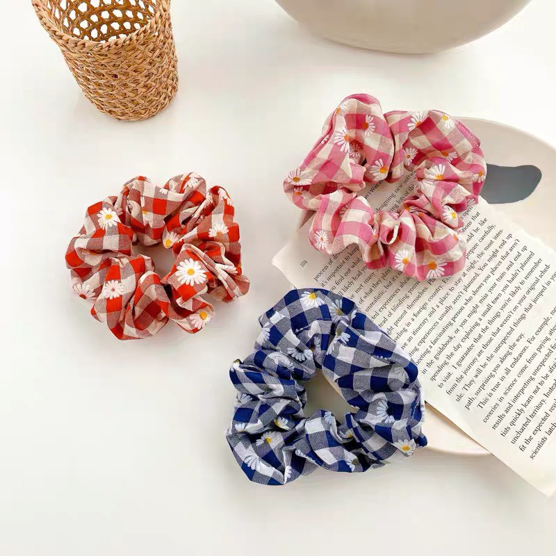 Scrunchies Cột Tóc Hoa Cúc Caro Vintage Hot Trend