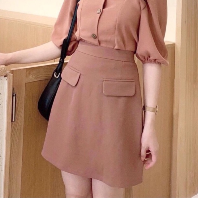 Chân váy A nắp túi