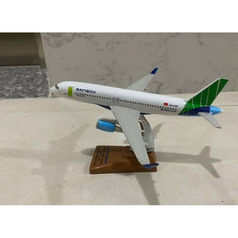 mô hình máy bay giá rẻ Bamboo A320 cánh cong 16cm vt98