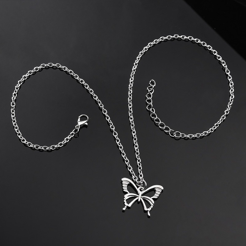 Vòng cổ Hai Lớp Mặt Hình Bướm Và Thánh Giá Phong Cách Hàn Quốc