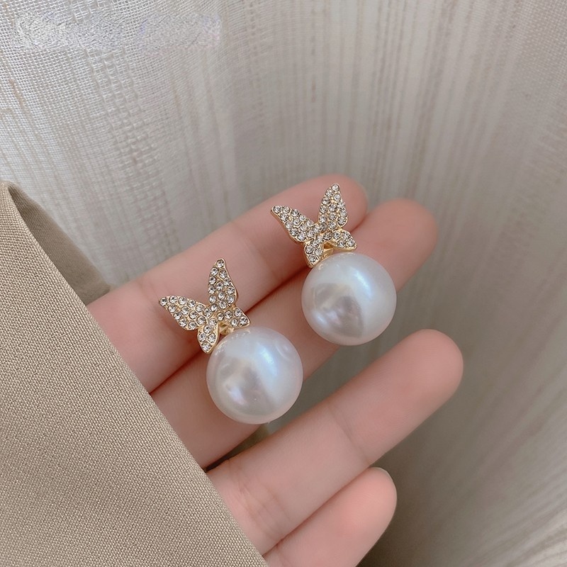 Butterfly pearl earrings are small and exquisite high-end fashion all-match earrings for women Korean S925 Silver Needle