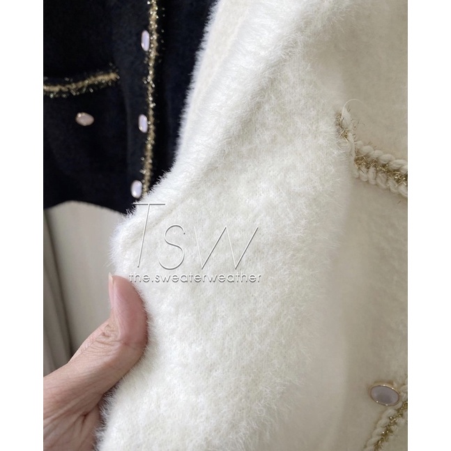 Thanh lý áo khoát lông thỏ của sweater weather màu đen