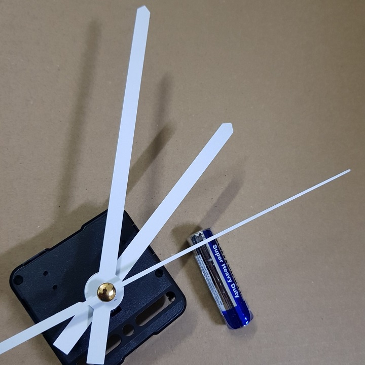 MÁY ĐỒNG HỒ TREO TƯỜNG KIM TRÔI ĐÀI LOAN LOẠI 1