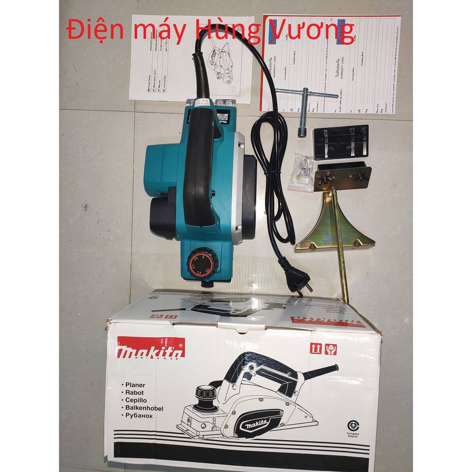 Máy bào MAKITA KP0800, 620W, made in Thái lan, đường bào 82mm, dây dồng chịu nhiệt.