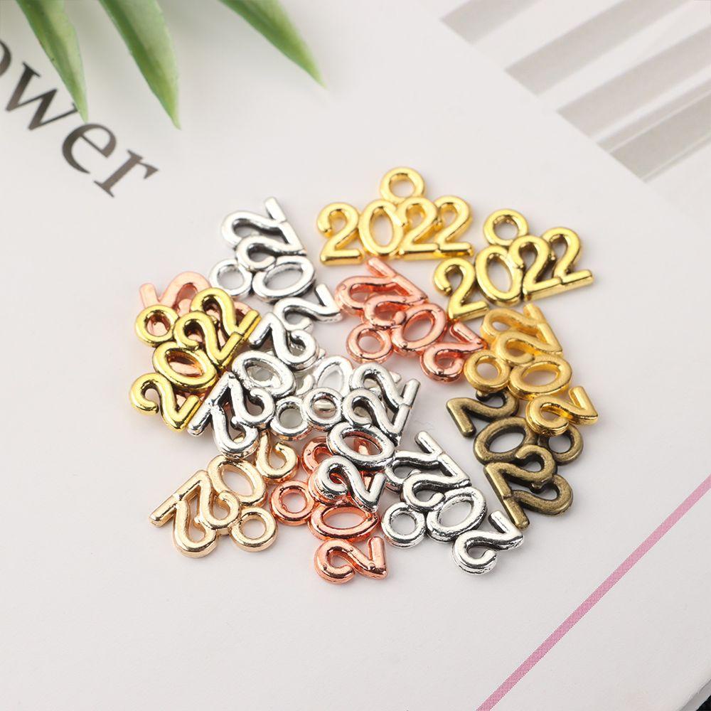 LAY 70 Mặt Dây Chuyền Hình Số 2022 Dùng Làm Móc Khóa / Vòng Đeo Tay 2022