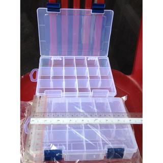 Hộp nhựa nhiều ngăn, hộp nhựa 16 ngăn vuông, nắp cài, móc treo, vách tháo được. 20x13,5x4cm. V532